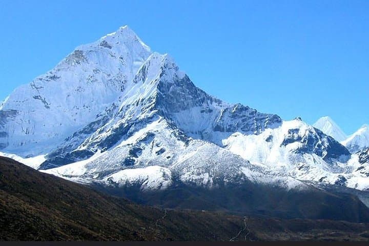 Everest Three High Pass Trek: 19-Day Gokyo, Cho La & Kongma La Circuit