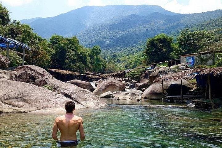 Hai Van Pass Private Transfer: Scenic Drive from Hoi An to Hue via Da Nang photo 5