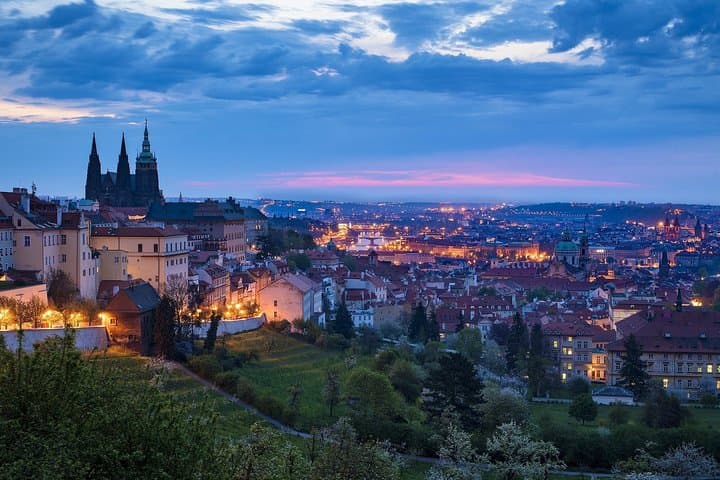 Prague Castle Private Fairytale Walking Tour — St. Vitus, Golden Lane & Royal Halls photo 1