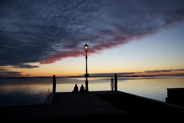 Venice Sunset Stroll: Private Dorsoduro Evening Tour with Spritz photo 2