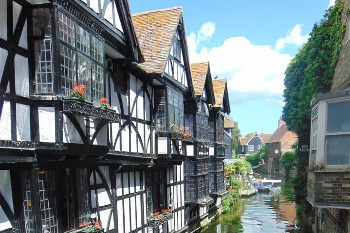 Canterbury Classic: 90-Minute Historical Walking Tour of the Cathedral City photo 2