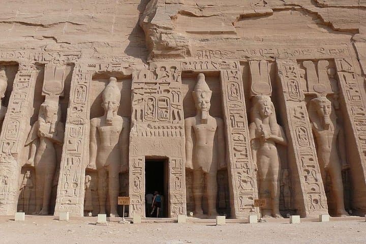 One-Day Abu Simbel Tour from Cairo via Aswan — Ramses II Day Trip photo 4