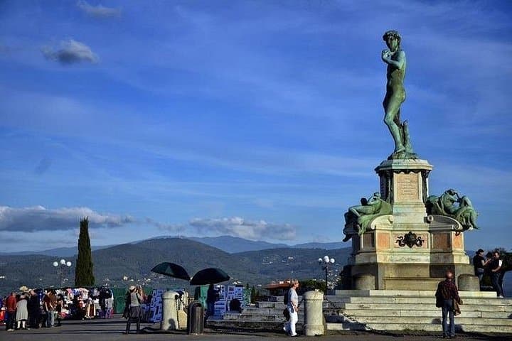 Florence by Golf Cart: Piazzale Michelangelo Panorama & Historic Center Tour photo 3
