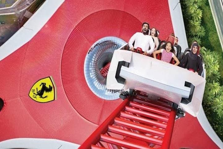 Abu Dhabi in a Day: Private City Tour with Ferrari World Ticket