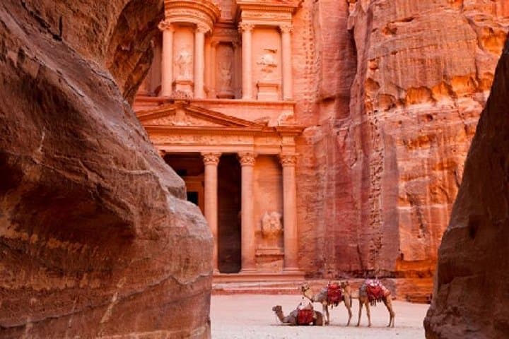 Egypt and Jordan: 14-Day Private Cultural and Nile Cruise Journey photo 2