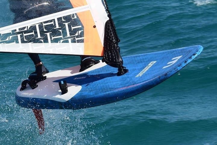 Dynamic Windsurfing Beginner Day 2 — Stockholm Windsurfing Class photo 3