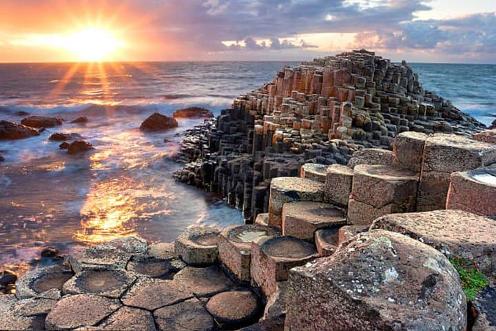 Private Giant's Causeway Day Tour from Dublin — Carrick-a-Rede, Dunluce & Dark Hedges photo 4