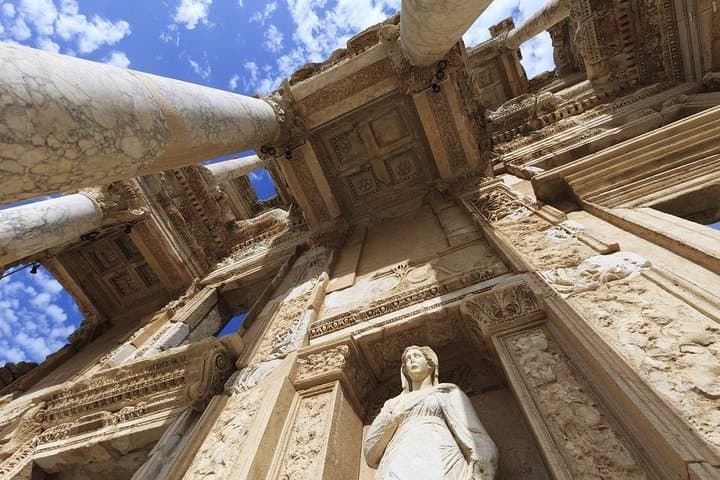 Kusadasi to Ephesus Private Shore Tour: House of Virgin Mary, Selcuk Museum & Temple of Artemis