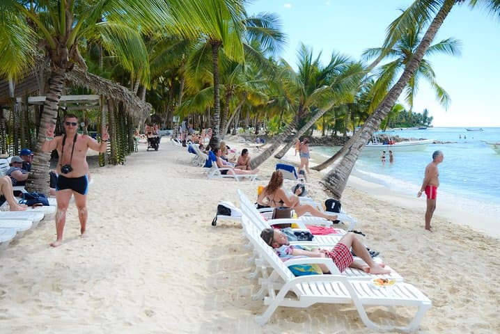 Saona Island Day Tour from Punta Cana — Catamaran, Natural Pool & Beach Buffet photo 5