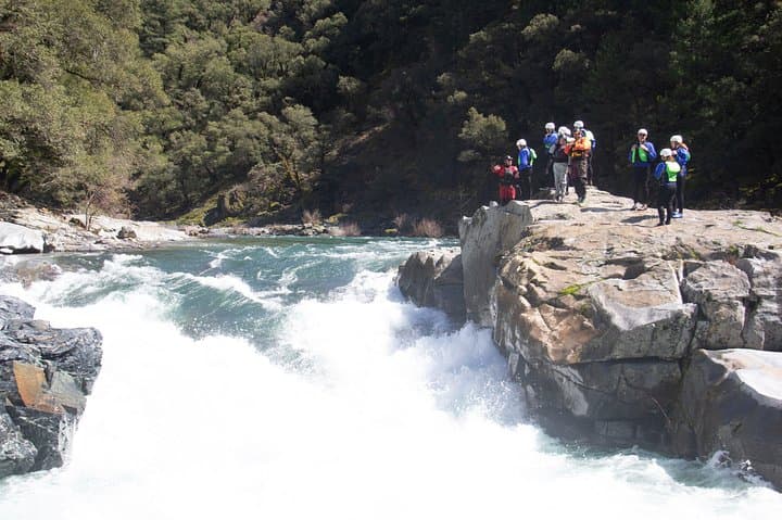 Whitewater on the North Yuba: 1-Day Class 4 Rafting Adventure photo 4