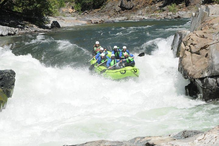 Whitewater on the North Yuba: 1-Day Class 4 Rafting Adventure