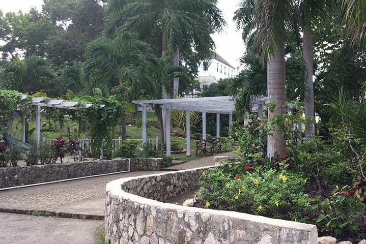 Rose Hall Great House Haunted Day & Night Tour — Montego Bay Guided Visit
