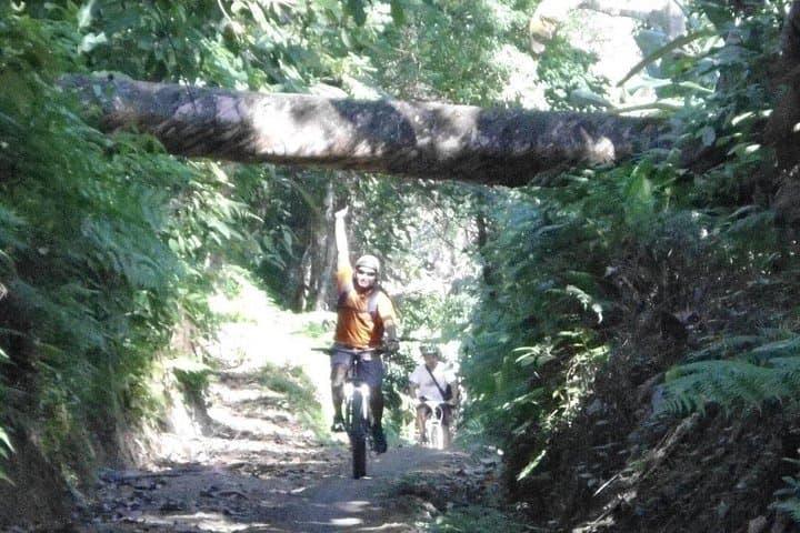 Mountain Biking and Waterfall Tour in Northern Lombok — Rainforest Trails & Cascades photo 4