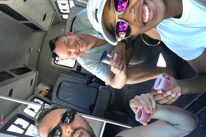 Bahamian Beverages & Bites: Nassau Pub Crawl and Local Food Tour photo 4