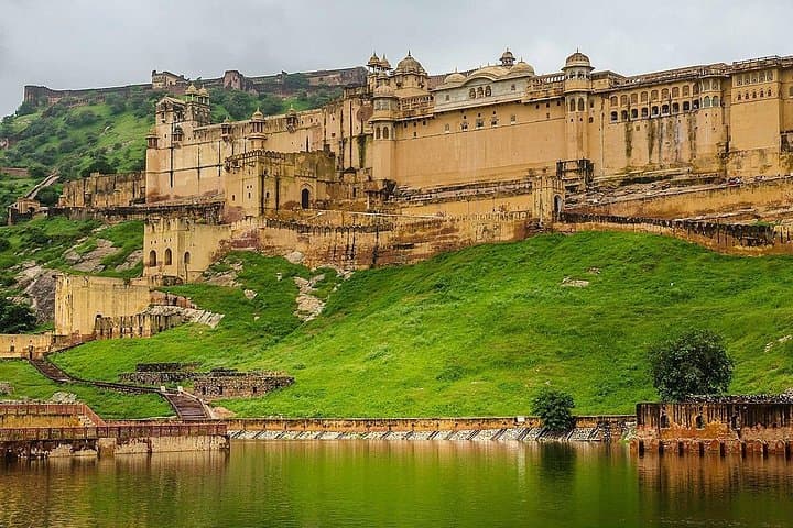 6-Day Golden Triangle with Ranthambore: Taj Mahal Sunset & Tiger Safaris photo 5