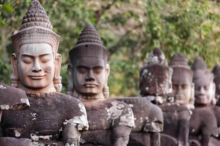 Angkor Wat Balloon Ride & Khmer Lunch – Tethered Balloon over Ancient Temples photo 6