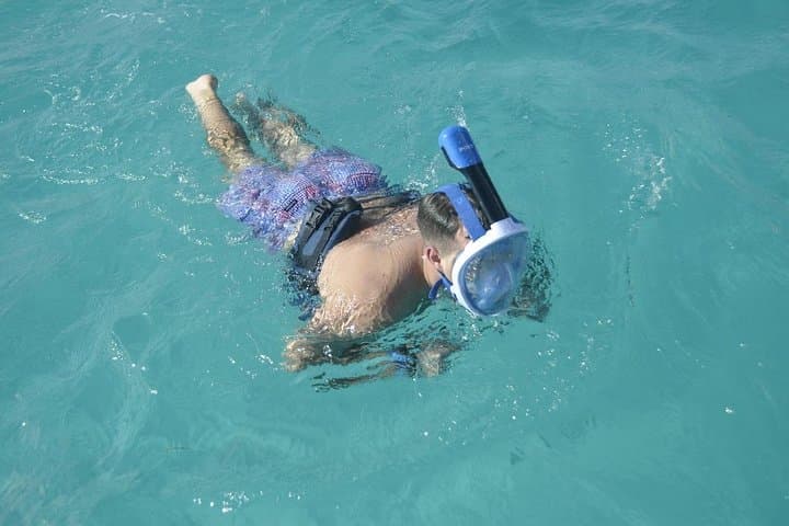 Punta Cana Party Boat and Snorkeling Trip from Bávaro: Catamaran, Natural Pool & Snorkel Reef photo 4