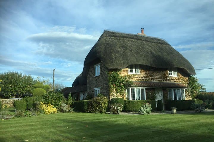 Bath, Avebury & Cotswolds Private Day Tour — Roman Baths to Ancient Stone Circles photo 6