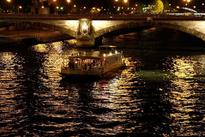 Seine River Sightseeing Cruise from Musée d'Orsay — 1.5-Hour Paris River Tour photo 2