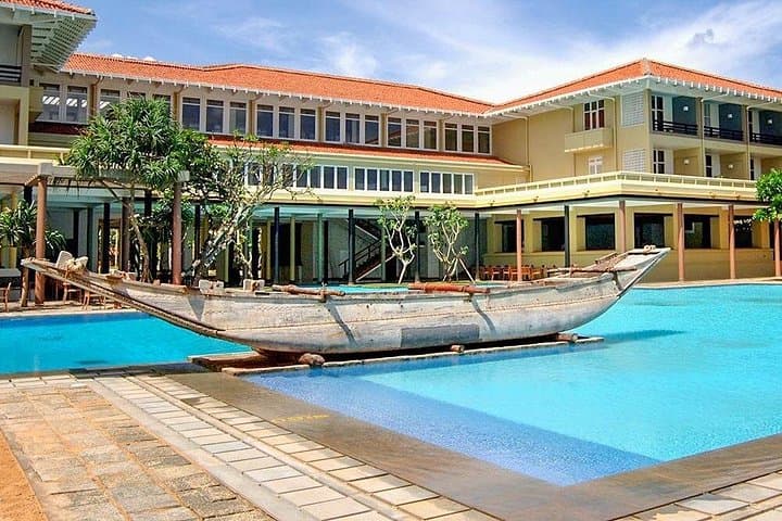 Private Transfer: Colombo Airport (CMB) to Heritance Ahungalla — Reliable Meet & Greet Shuttle photo 3