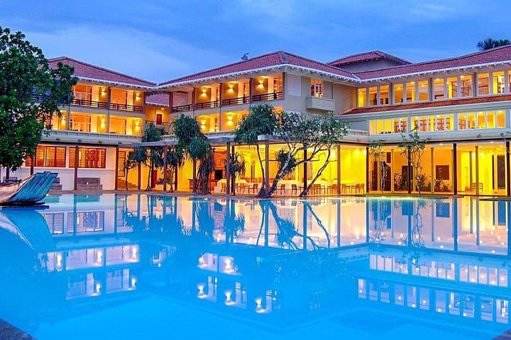 Private Transfer: Colombo Airport (CMB) to Heritance Ahungalla — Reliable Meet & Greet Shuttle photo 4
