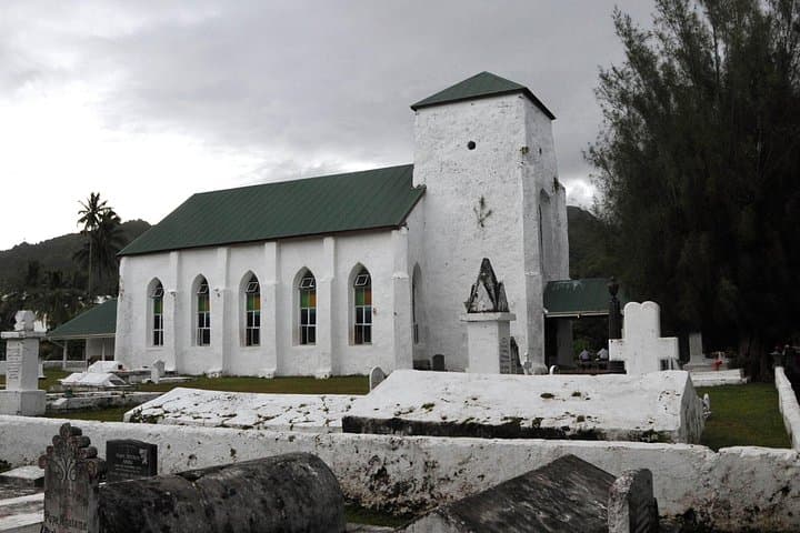 Avarua Historical Walking Tour: Downtown Rarotonga Culture & Sights photo 3