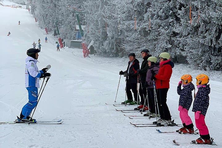 Poiana Brasov Ski & Snowboard Lessons on the Postavaru Massif photo 3