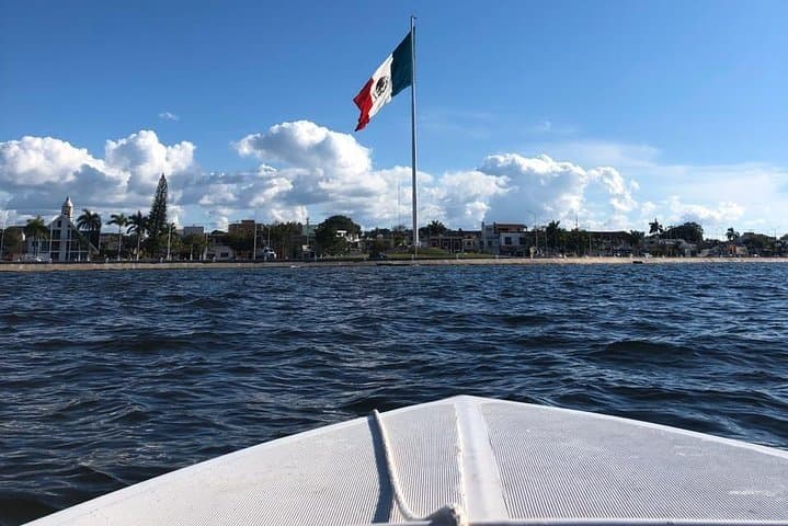 Campeche Boat Boardwalk Tour: Speedboat Seawall Sightseeing & Sunken Galleon photo 4