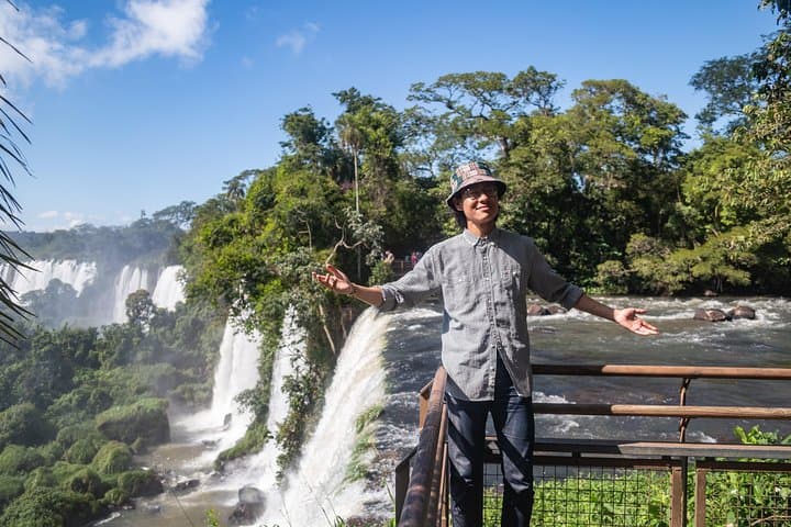 Iguazu Falls Argentine Side: Full-Day Trails, Devil's Throat & Tango Dinner Show