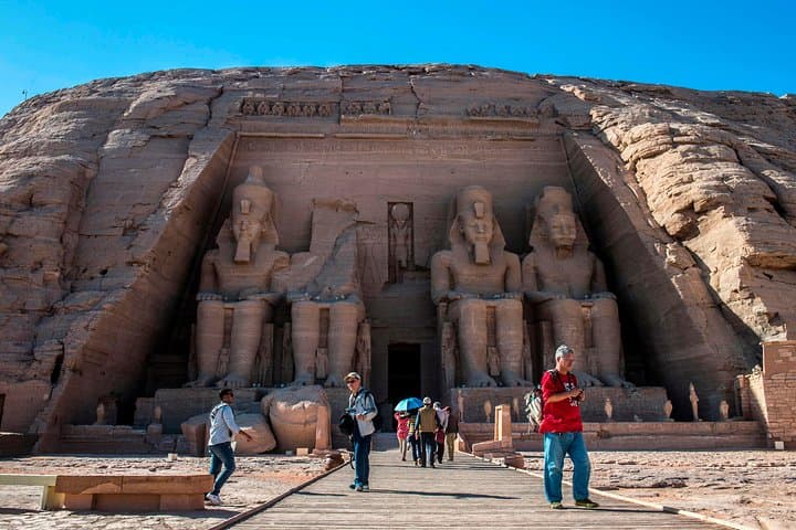Amazing 3-Day Aswan, Abu Simbel & Luxor Guided Tour: Temples, Train & Nile Highlights