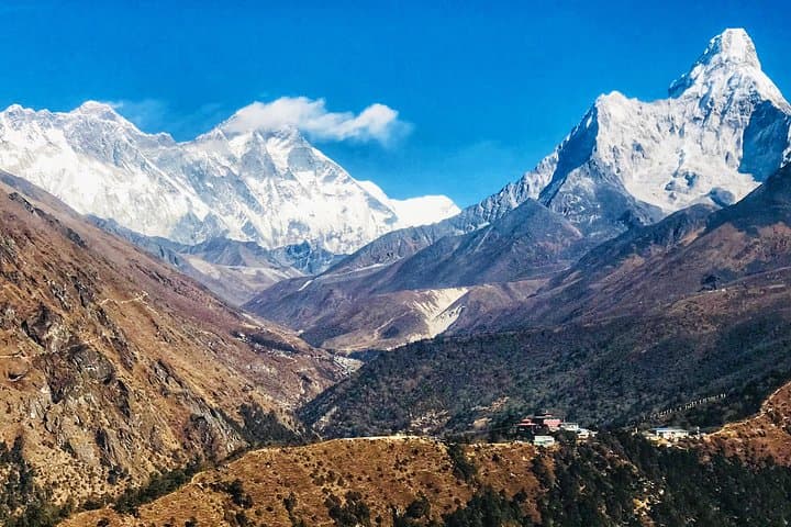 Helicopter Everest Experience: Overnight at Hotel Everest View photo 5