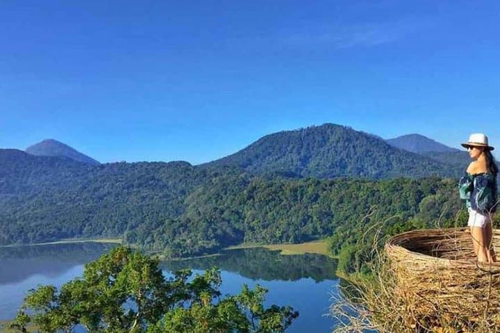Sekumpul Waterfall One-Day Private Tour: Wanagiri Hidden Hill & Ulun Danu Beratan photo 2