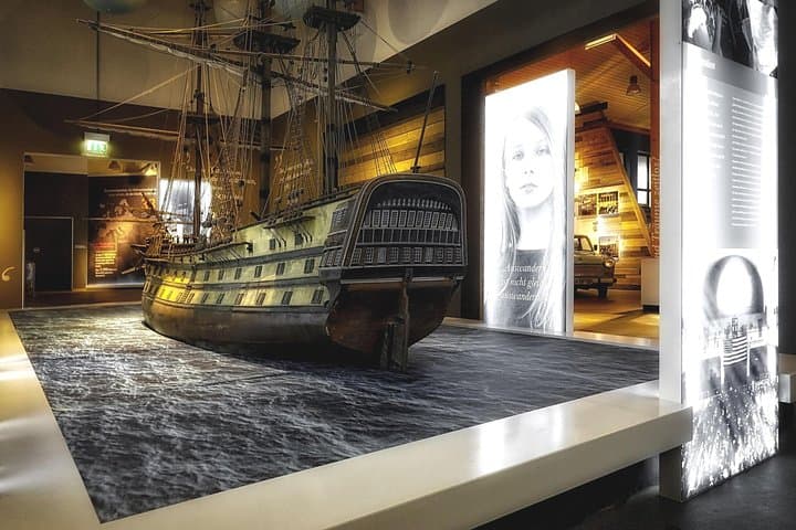 Inside BallinStadt Emigration Museum — Hamburg's Immigrant Halls, Stories & Genealogy photo 4