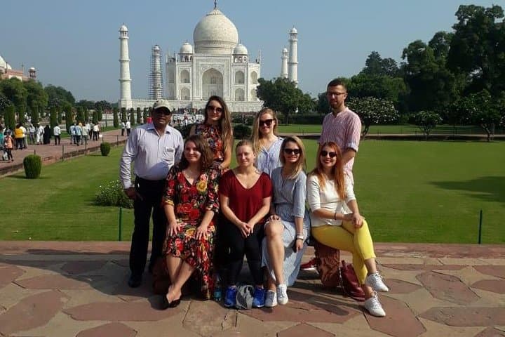 Vande Bharat Luxury Day Tour: Delhi to Agra and the Taj Mahal photo 3