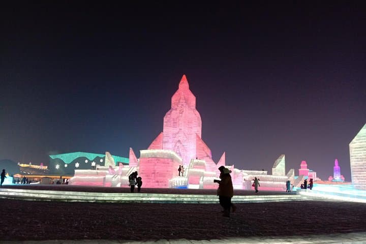 Harbin Winter Highlights: Sun Island Snow Fair, Ice & Snow World and Zhongyang Street photo 3