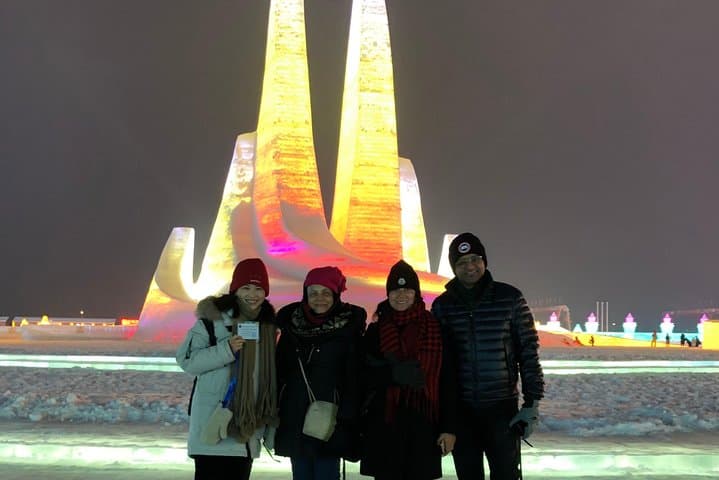 Harbin Winter Highlights: Sun Island Snow Fair, Ice & Snow World and Zhongyang Street photo 2