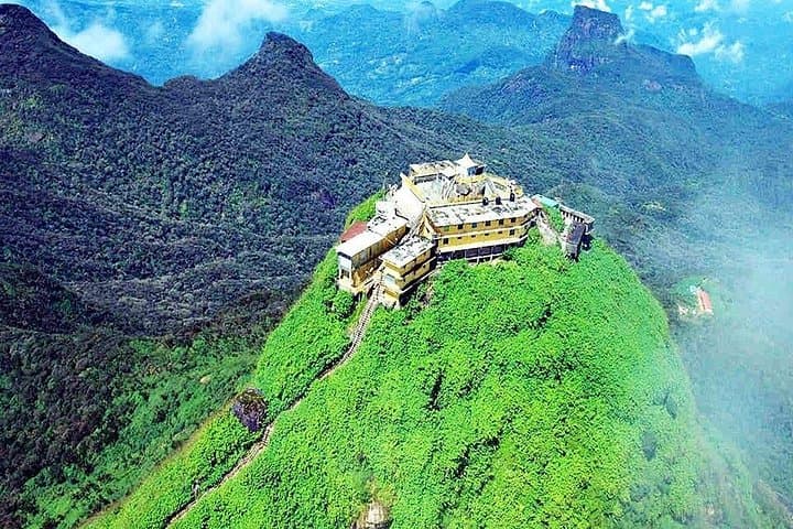 Sunrise at Sri Pada: Adam's Peak Night Trek from Colombo photo 3
