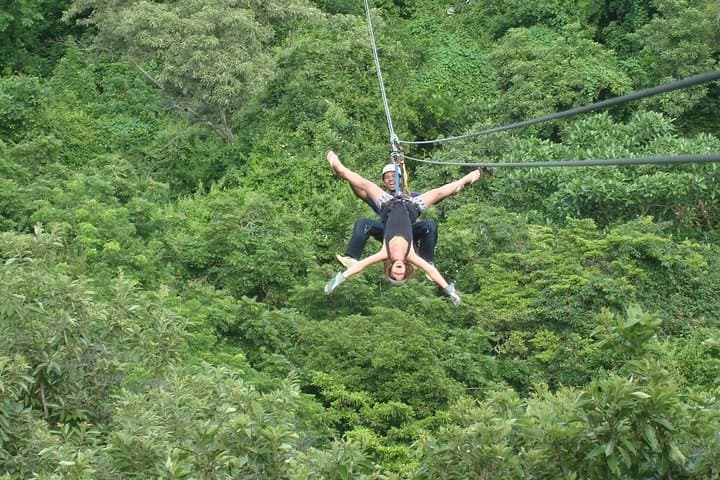 Roatán Zipline, High-Point Island Tour & West Bay Beach Break