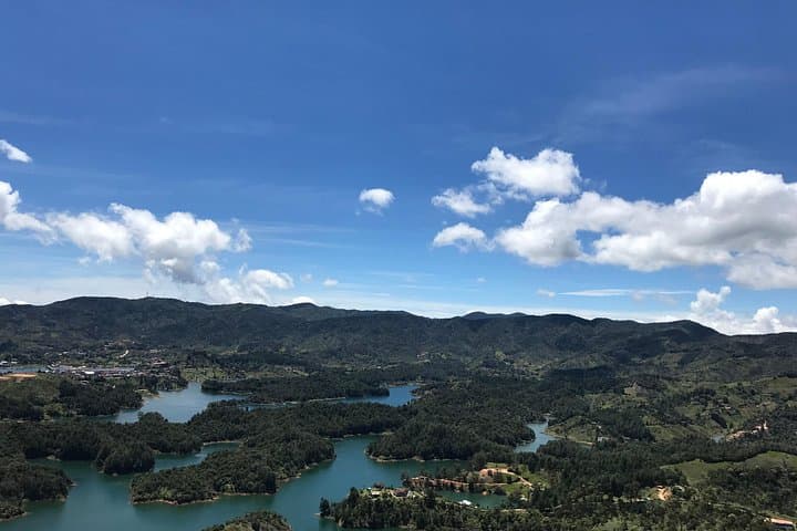 Private Guatapé Day Trip: Climb El Peñol, Boat the Reservoir & Explore the Colorful Town photo 4