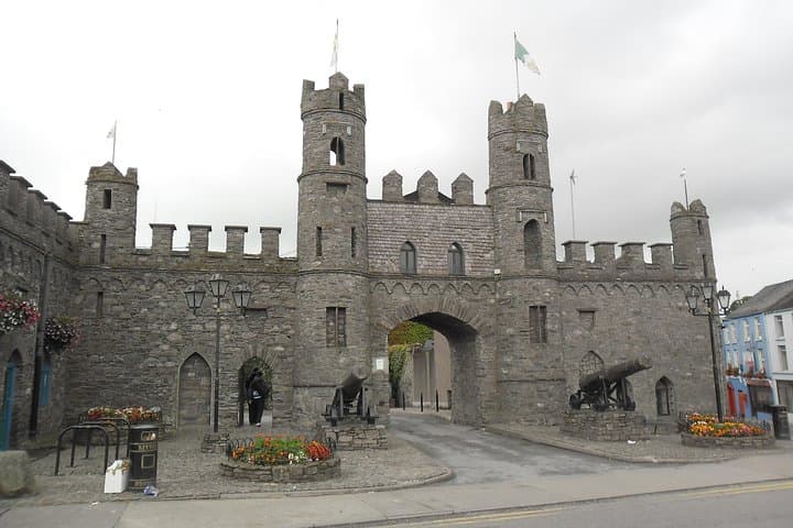 Luxury Killarney-to-Cork Touring: Blarney, Gardens & Countryside Drive photo 2