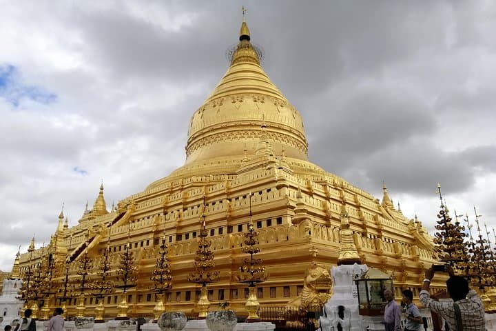 5-Day Bagan and Inle Lake Tour from Yangon — Temples, Floating Gardens & Village Life photo 6