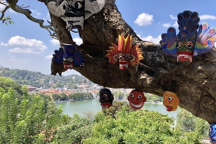 2-Day Kandy to Sigiriya & Dambulla Private Tour — Rock Fortress, Cave Temples & Cultural Night
