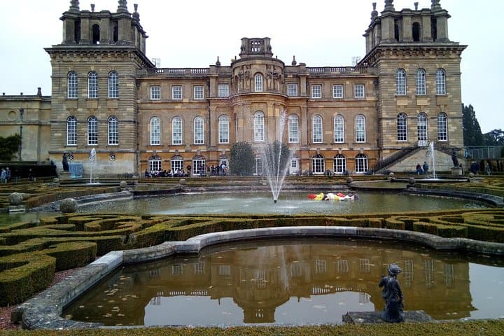 Blenheim Palace Guided Tour: Explore the Churchill Estate, State Rooms & Gardens photo 4