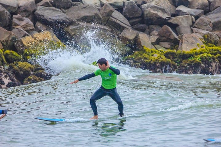 90-Minute Surf Lesson in Lima: Learn to Ride Miraflores Waves photo 2