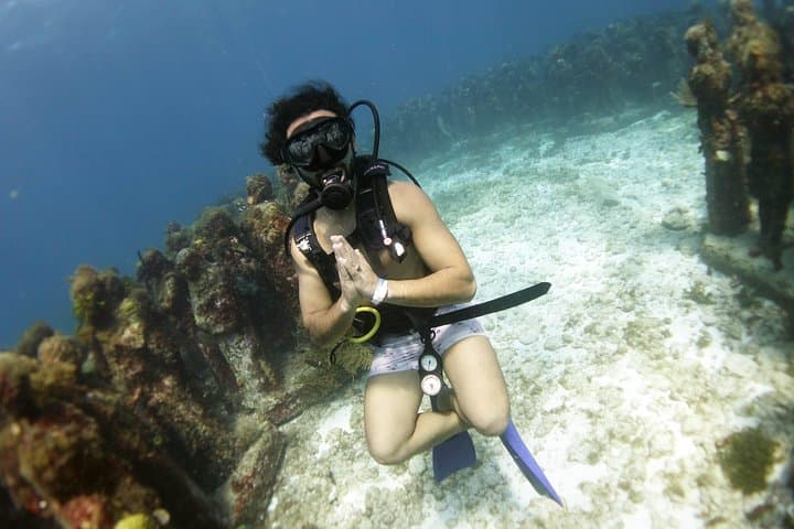 Scuba Diving MUSA Underwater Museum — Two-Tank Boat Dive from Isla Mujeres photo 3