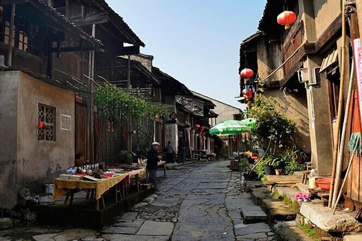 Daxu Old Town and Yaoshan Tea Plantation Day Tour — Guilin Cultural & Tea-Picking Experience photo 4