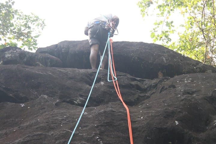 Kotigahakanda Rock Climbing: Half-Day Climb from Colombo photo 3
