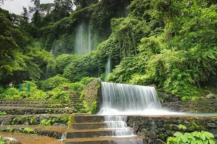 Benang Stokel & Kelambu Waterfall Day Tour from Lombok photo 3