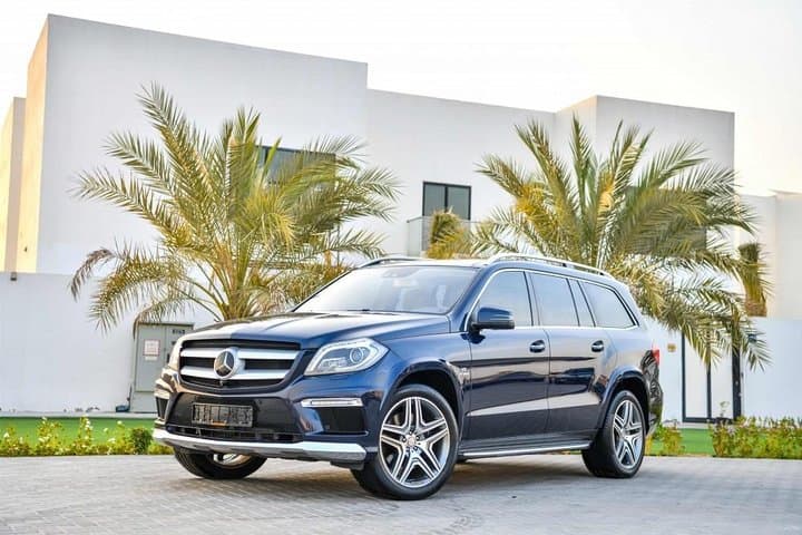 Private Luxury Car Tour Dubai & Abu Dhabi — Custom SUV Sightseeing