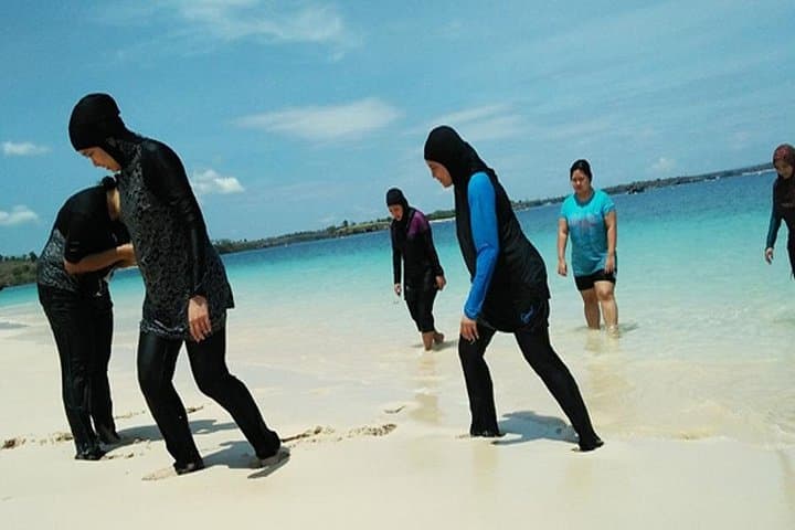 Lombok Pink Beach Day Tour — Private All-Inclusive Beaches, Snorkel & Cultural Stops photo 4
